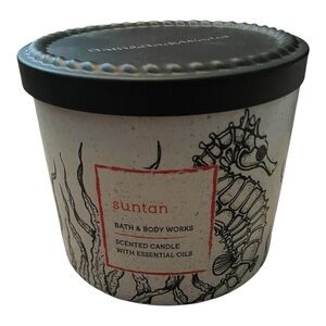 Bath & Body Works Suntan Scented Candle - new, discontinued